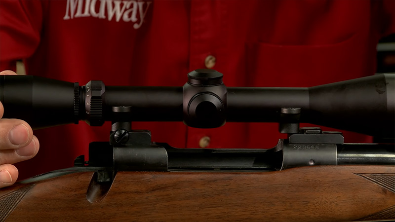 mount scope on rifle